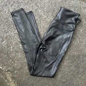 Spanx Faux Leather Leggings Size M